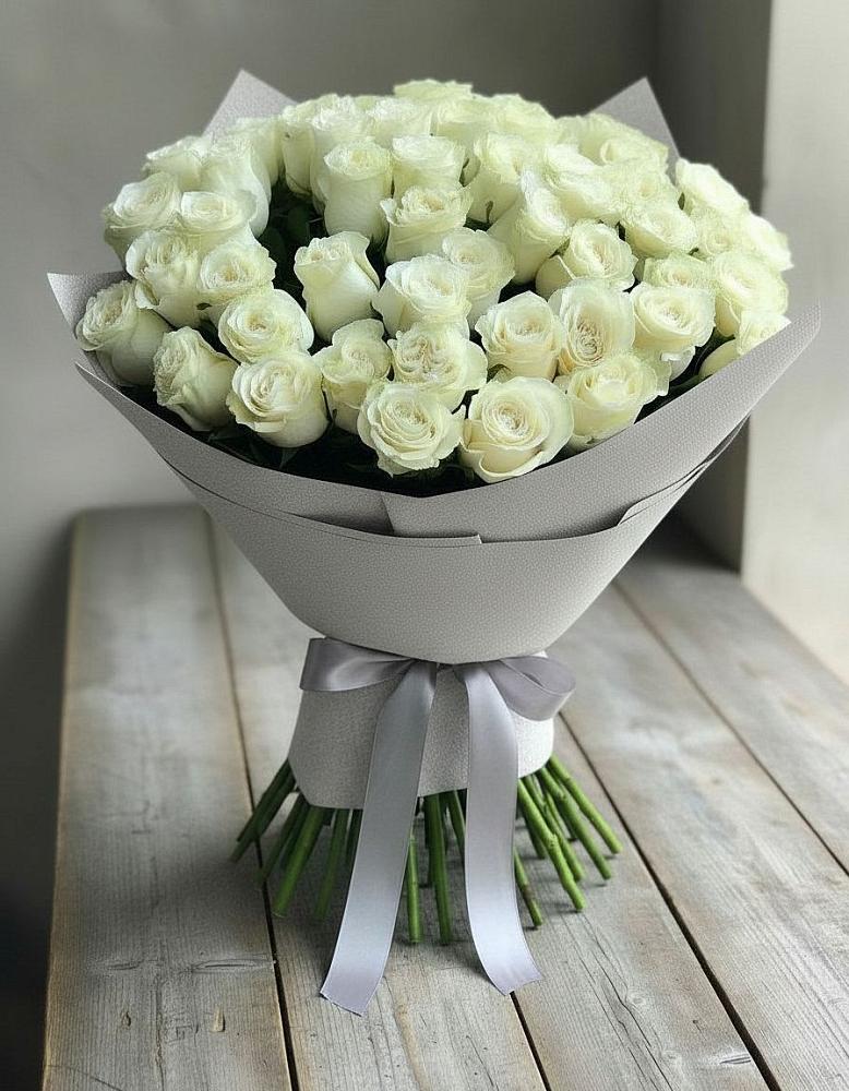 Букет 35 Белых роз в Омутинское
