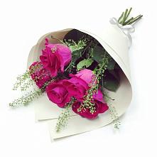 Букет цветов из:  Розы в Омутинское