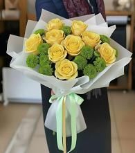 Букет цветов из:  Хризантемы и Розы в Омутинское