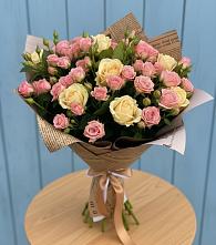 Букет цветов из:  Розы в Омутинское