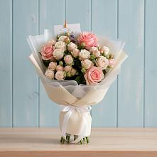Букет цветов из:  Розы в Омутинское