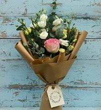 Букет цветов из:  Розы и Лизиантусы #REPLACE_PRED# Омутинское