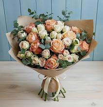 Букет цветов из:  Альстромерии и Розы в Омутинское