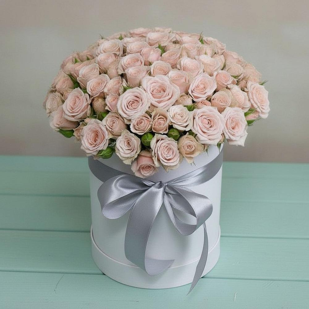 Цветочная композиция из Розы в шляпной коробке в Омутинское